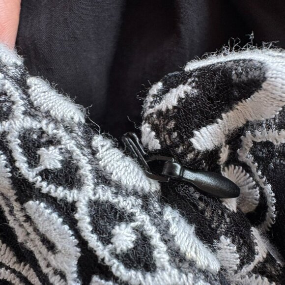 ELINE Black White Embroidered Lace Evening Party Maxi Dress Size Small - Picture 6 of 9